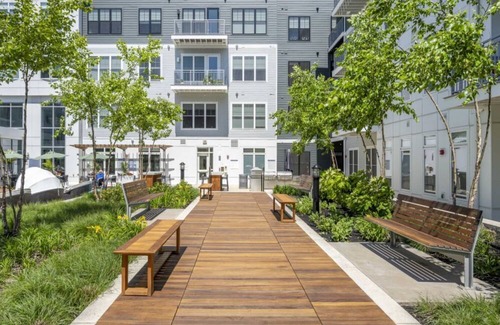 Hingham Apartment | Gorgeous Apt Near Water - COV-2221