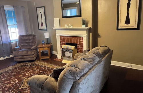 Maysville Apartment | Cozy 1-bedroom apartment in Maysville right in the entertainment district.