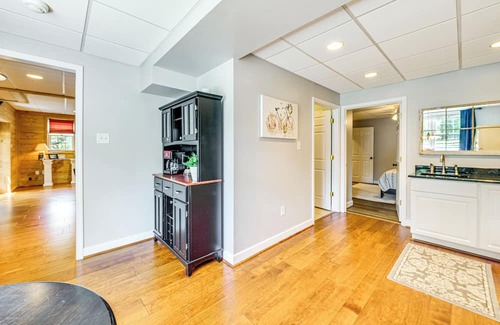 Louisa House | Cozy Louisa Escape w/Patio + Pool Access!