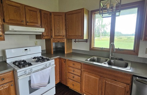 Rock Creek Other | The Farmhouse: peaceful, sunny breakfast room, wide outdoor porch, new ctrl HVAC