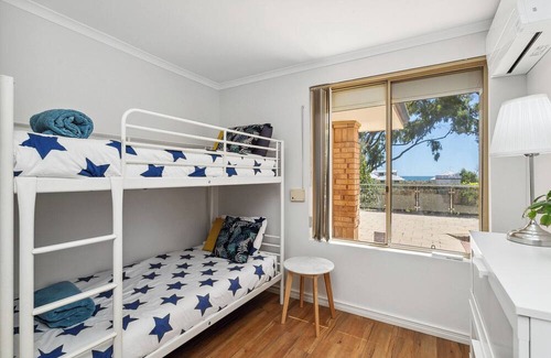 Silver Sands House | Silver Sands Holiday & Beach House
