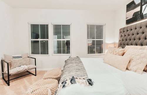 Chosewood Park House | Stylish & Modern Atlanta Retreat Near Grant Park!