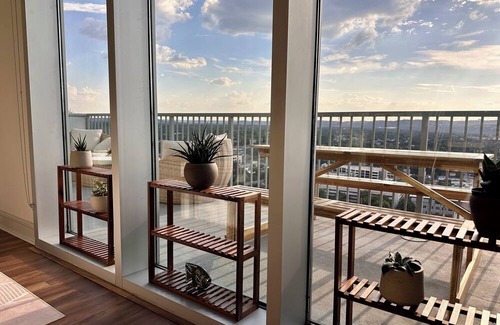 West End Condo | Penthouse on West 6th St