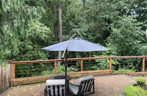 Boulevard Bluffs House | Private 3-bedroom house in scenic Mukilteo with WiFi, AC