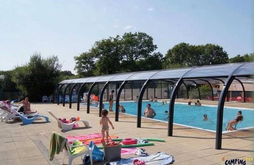 Guerande Apartment | Cabane 3 étoiles - Piscine - eeigaa