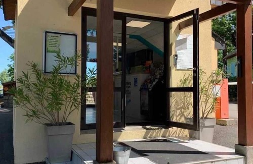 Guerande Apartment | Cabane 3 étoiles - Piscine - eeigaa