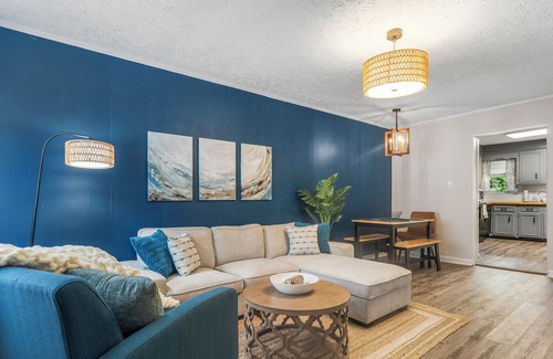 Garden City House | Stylish, Spacious, Convenient Location! 30Days+ ok