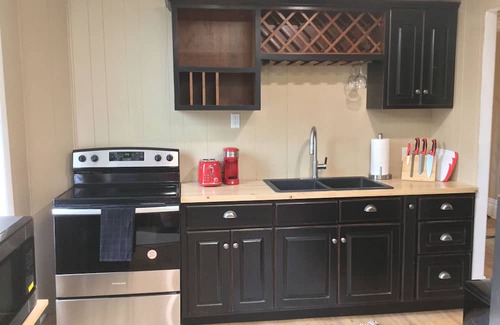 Reno Apartment | Riverside Retreat - Remodeled Downtown Apartment with Balcony and Great Views