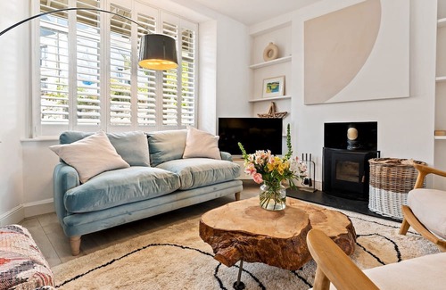 Flushing House | Waterside house with sea views