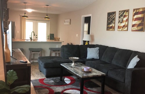 Sun 'N Lake House | Charming and updated 2-bedroom house in the serene Sun n Lakes area of Sebring