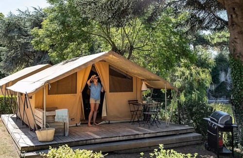 Saint-Cast-le-Guildo RV Rental | Camping Romanée Le Chatelet* - COMFORT Lodge - 2 bedrooms - without bathrooms 4 people