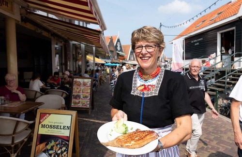 Volendam Apartment | Comfortable Hotel Room in Center of Volendam