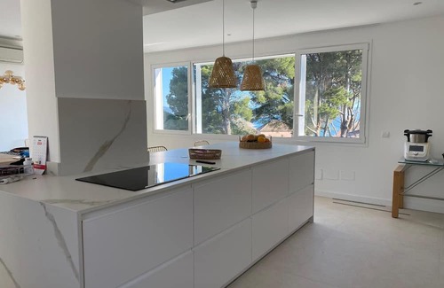 Begur Villa | Sea views, located 600 meters from the beach. Garden, pool, and A/C.