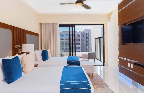 Santa Rosa Hotel | Villa La Valencia Beach Resort & Spa