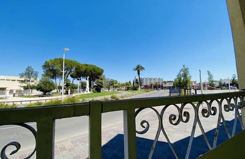 Le Grau-Du-Roi House | Pépite, Hyper Centre ville, Rive Gauche, 8 Couchages, Terrasse, Garage, Plage Commerce 50 m.