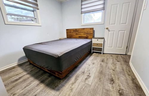 Linkletter House | 2 bd/1 ba, Tons of Amenities, TV