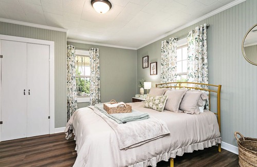 Loretto House | Cozy home!!16 minutes from Markers Mark distillery and log still distillery.