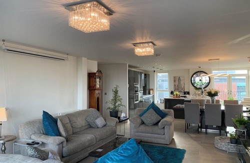 Derby Apartment | Luxury Entire City Penthouse with Hot Tub on roof terrace