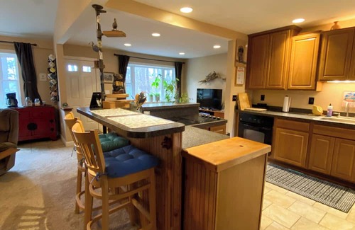 Tall Timbers House | Cozy home in idyllic Tall Timbers just a short walk to the Potomac River!