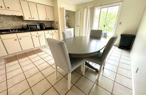 Delaware County Apartment | Two Bedroom Fully Furnished with Amenities. 1 Car Garage.