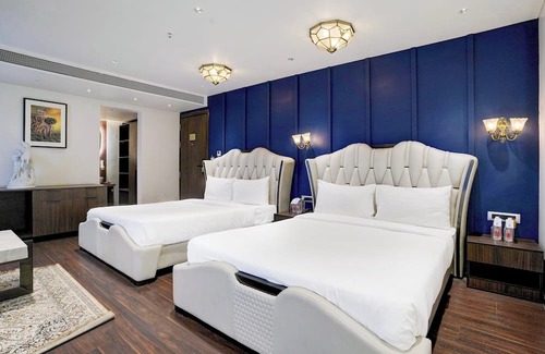 Magarpatta City Hotel | Palette - Emerald Guestimony