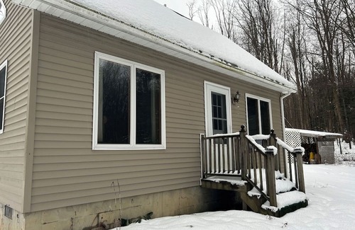 Ashville Cabin | Cozy Cabin close to Lake!