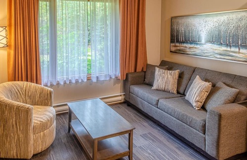 Sun Peaks House | Cahilty #123 Home