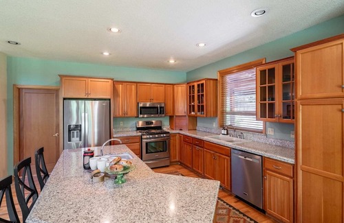 Ashland House | The Hux- Make Memories in Ashland