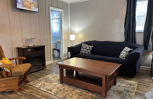 Santee Cabin | Your Cozy Retreat Lake Getaway