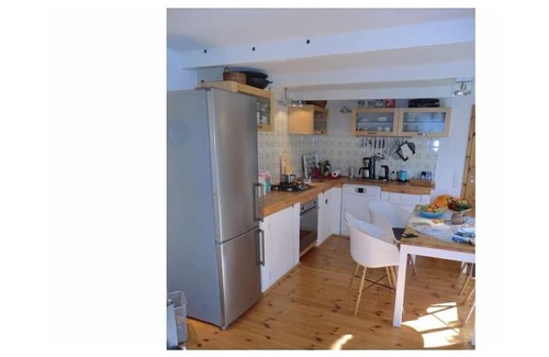 Groven House | The little thatched cottage