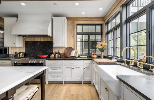 Falmouth House | Walk to private beach from this fully updated home. Sleeps 10 -RPL001