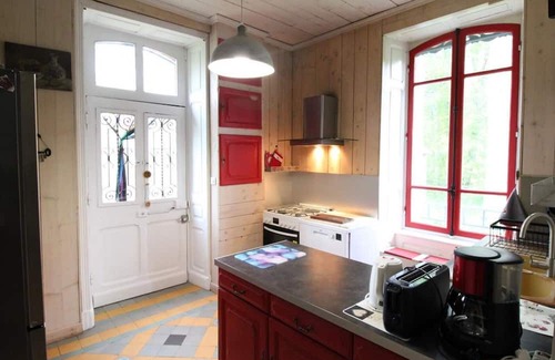 Saint-Saturnin Cottage | Gite Saint-Saturnin, 3 bedrooms, 6 persons