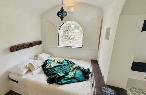 Pantelleria House | Masdar:il dammuso al sorgere del sole