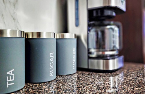 Eastern Hillsides House | Mountain Gateaway