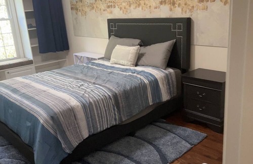 Flowery Branch House | Private bedroom/bath in my home. Gated comm. next to NE GA Med. Ctr-Braselton