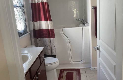 Flowery Branch House | Private bedroom/bath in my home. Gated comm. next to NE GA Med. Ctr-Braselton
