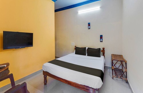 Bommayapalayam Hotel | OYO Raghul Residency