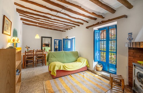 Orgiva House | Chalet 'Casita De La Huerta' with Mountain View, Shared Pool and Wi-Fi