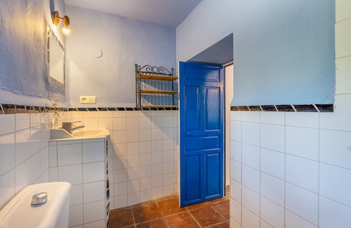 Orgiva House | Chalet 'Casita De La Huerta' with Mountain View, Shared Pool and Wi-Fi