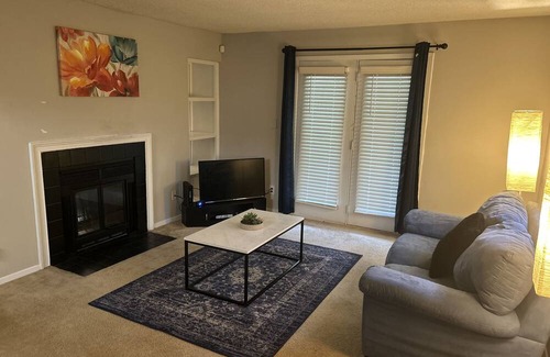 Sandy Springs Apartment | Affordable, Comfortable, Clean Stay in Atlanta, Ga