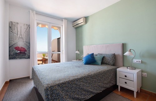 Benalmadena Apartment | Apartment 'Penthouse with Sea View and Pool' with Shared Pool, Wi-Fi and Air Conditioning