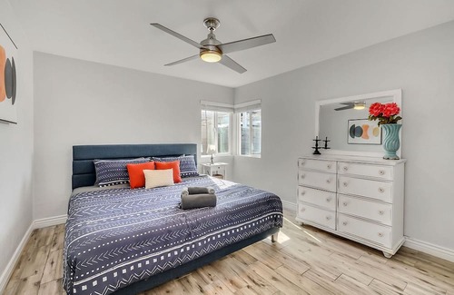 Coronado House | Phoenix Retreat, Main House and Casita, Sleeps 8
