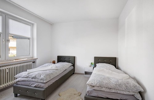 Wasserburg Apartment | Apartment 'Ferienwohnung' with Private Terrace, Private Garden and Wi-Fi