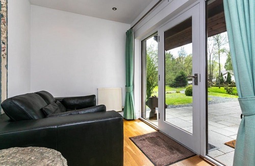 Winster House | Waterside Family Lake District Getaway