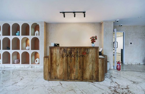 Sushant Lok Hotel | Townhouse 1228 Royal Suites