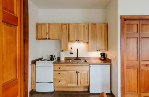 Kalispell Apartment | Accessible Downtown Studio w Kitchen