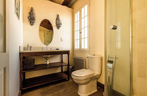 Bas-Vernet Apartment | 66C1 - Stay in a château
