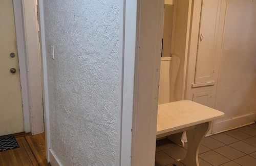 Fairview Apartment | Convenient Studio Apartment in Fairview