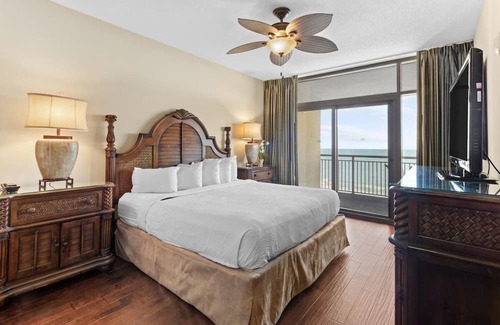 Windy Hill House | Surfside Sanctuary: 2BR/2BA Condo with Ocean Views