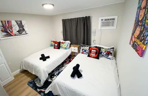 Wynwood Art District House | Unique Miami Art Escape w/ HotTub, Arcade & Murals